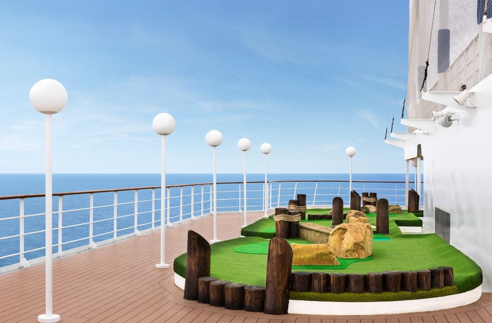 Minigolf à bord du MSC Armonia