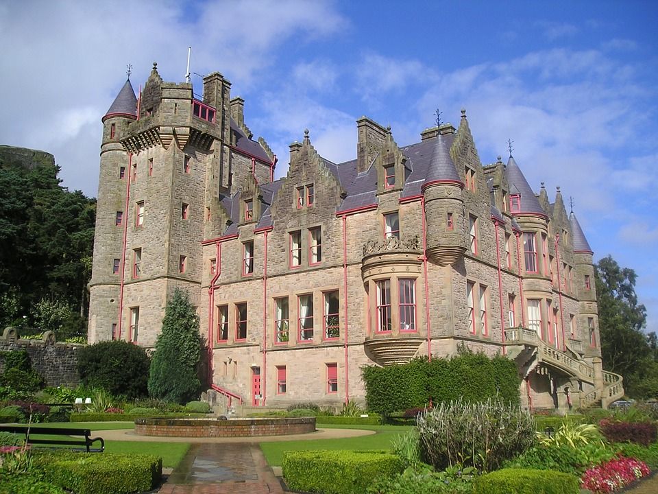 Que faire dans les îles britanniques ? Visitez le Château de Belfast !