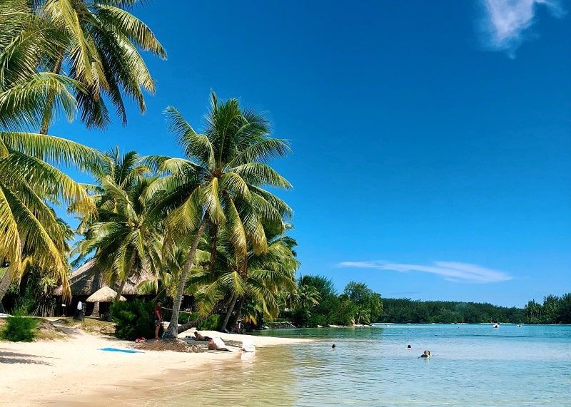 Découvrez les plages idylliques de Tahiti lors de votre croisière tour du monde 2022 !