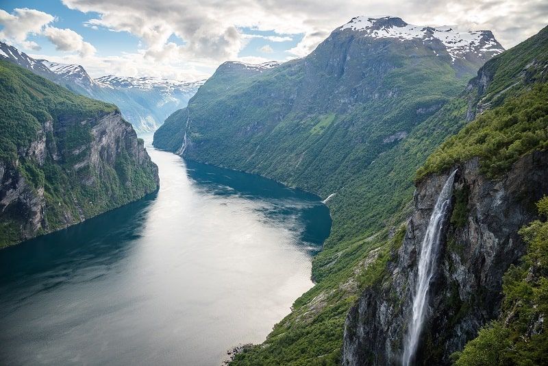 Faites une croisière pont de mai dans les magnifiques Fjords norvégiens