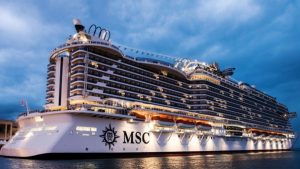 Photo du navire de croisière MSC Opera le jeudi 28 avril 2022, au port de la Goulette, avec 968 touristes à bord.
